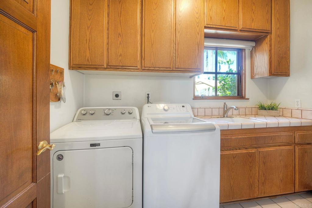 3040 Palm Hill Drive