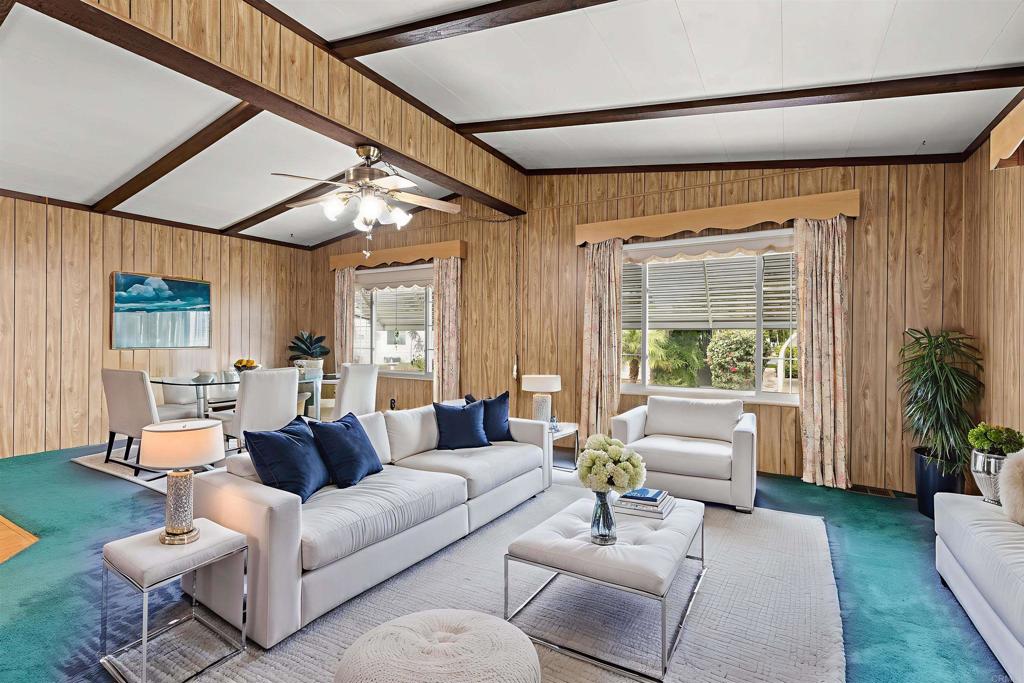 276 N El Camino Real 22