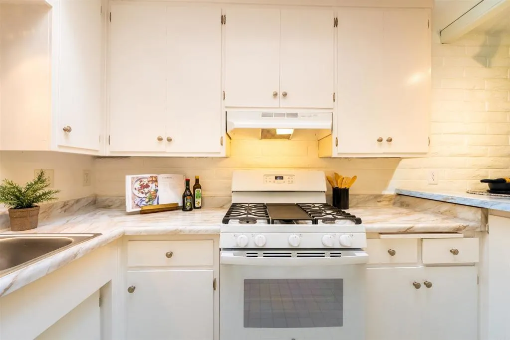 9320 Earl Street Unit 44