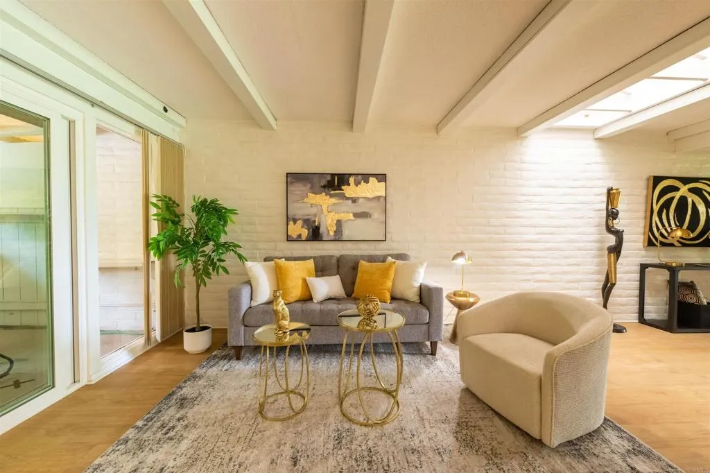 9320 Earl Street Unit 44