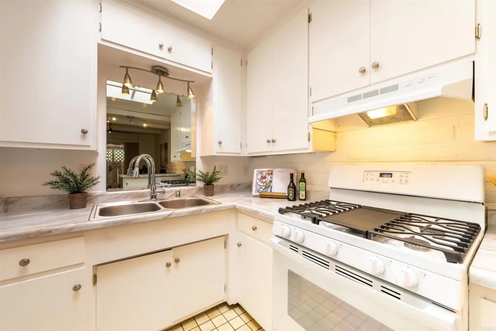 9320 Earl Street Unit 44