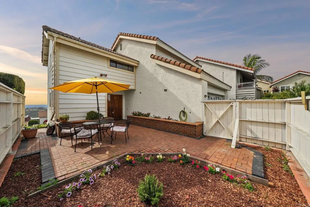 1748 Gascony Road