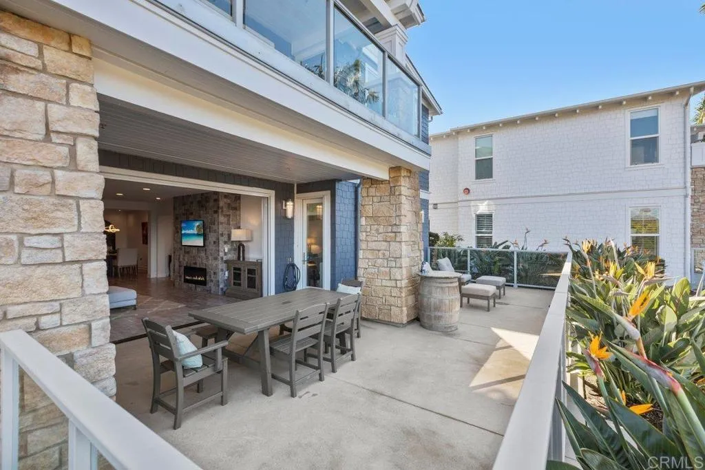 2383 Ocean Street