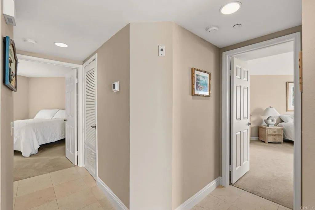 400 N The Strand Unit 7