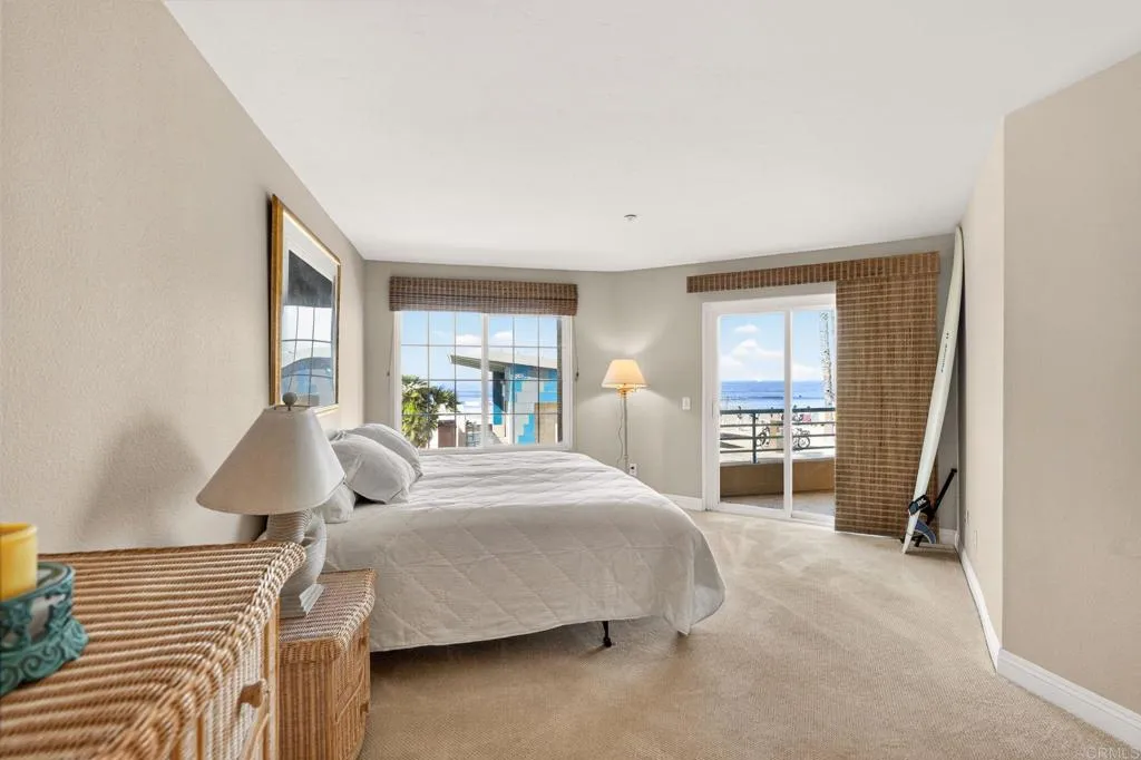 400 N The Strand Unit 7