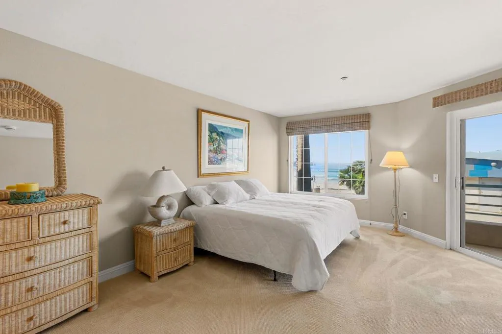 400 N The Strand Unit 7