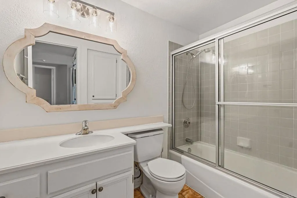600 N The Strand Unit 43