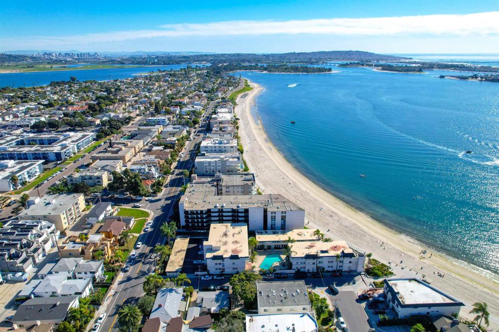 3920 Riviera Drive #U