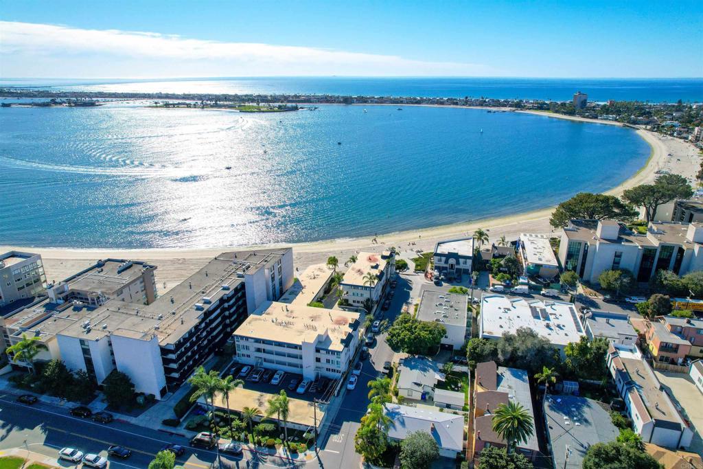 3920 Riviera Drive #U