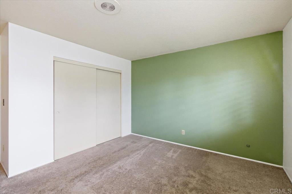 1071 La Reina Drive