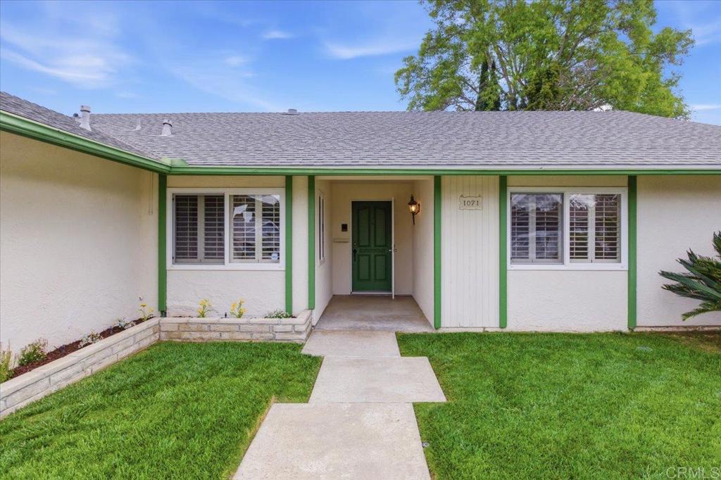 1071 La Reina Drive
