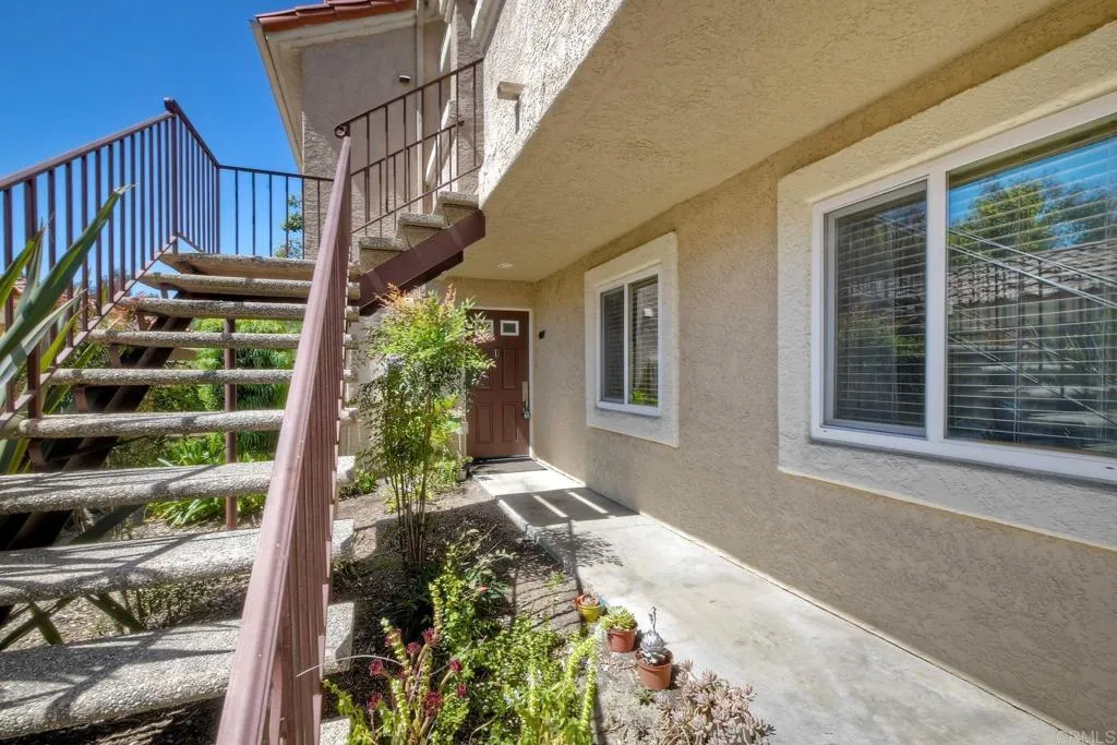 407 Sea Cliff Way