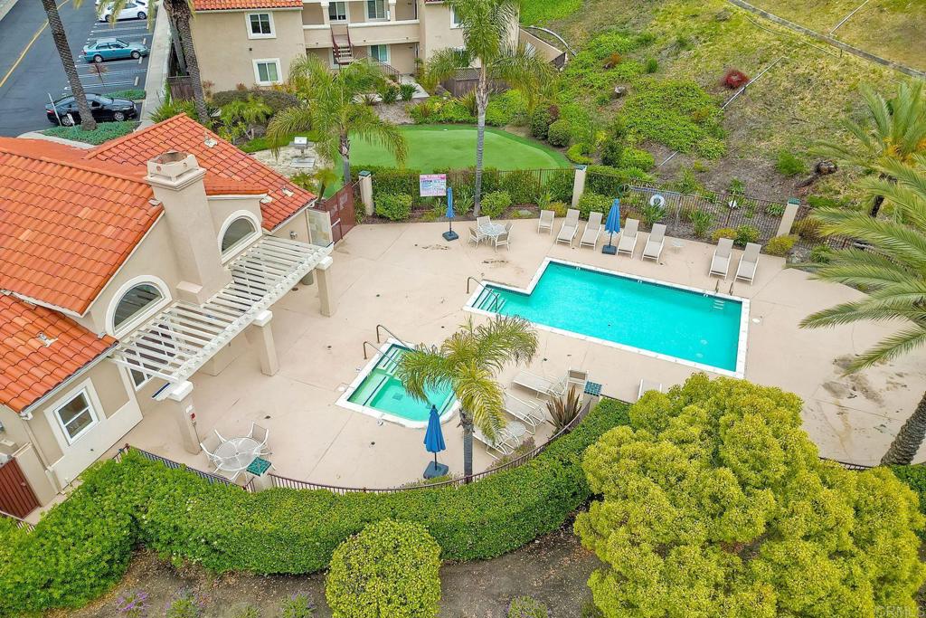407 Sea Cliff Way