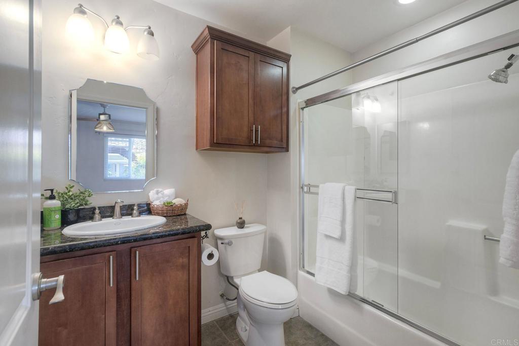 407 Sea Cliff Way