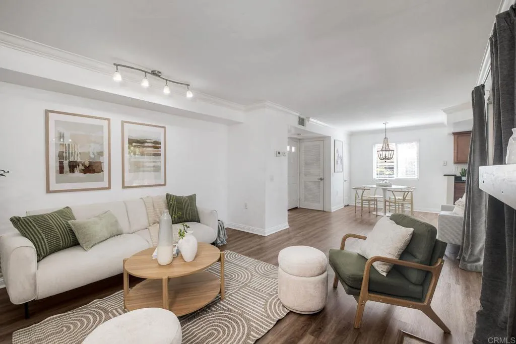 407 Sea Cliff Way