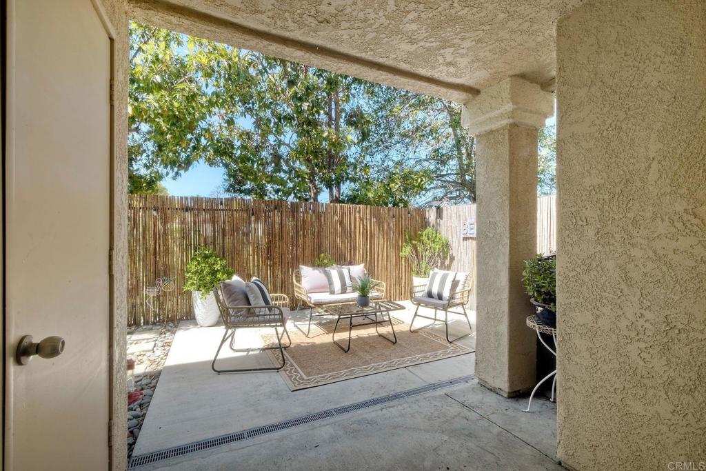 407 Sea Cliff Way