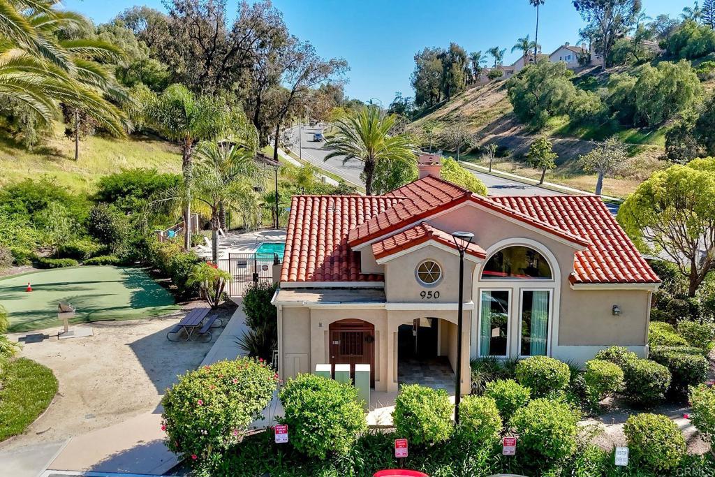 407 Sea Cliff Way