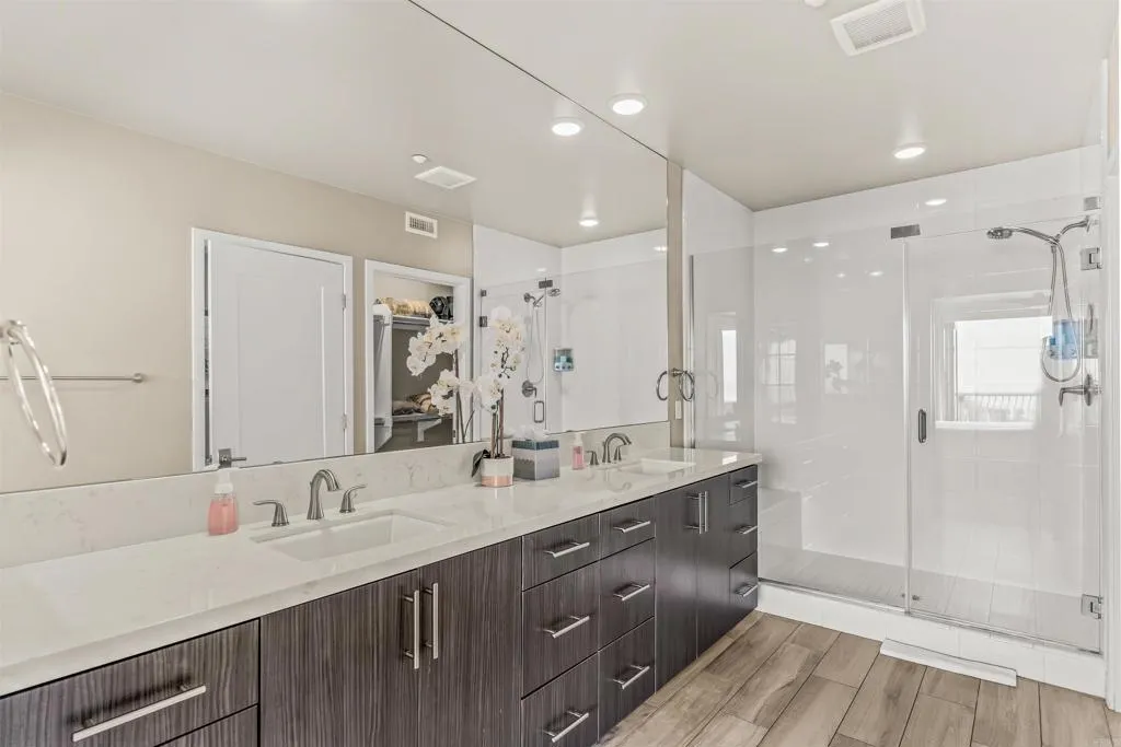 700 S The Strand Unit 102