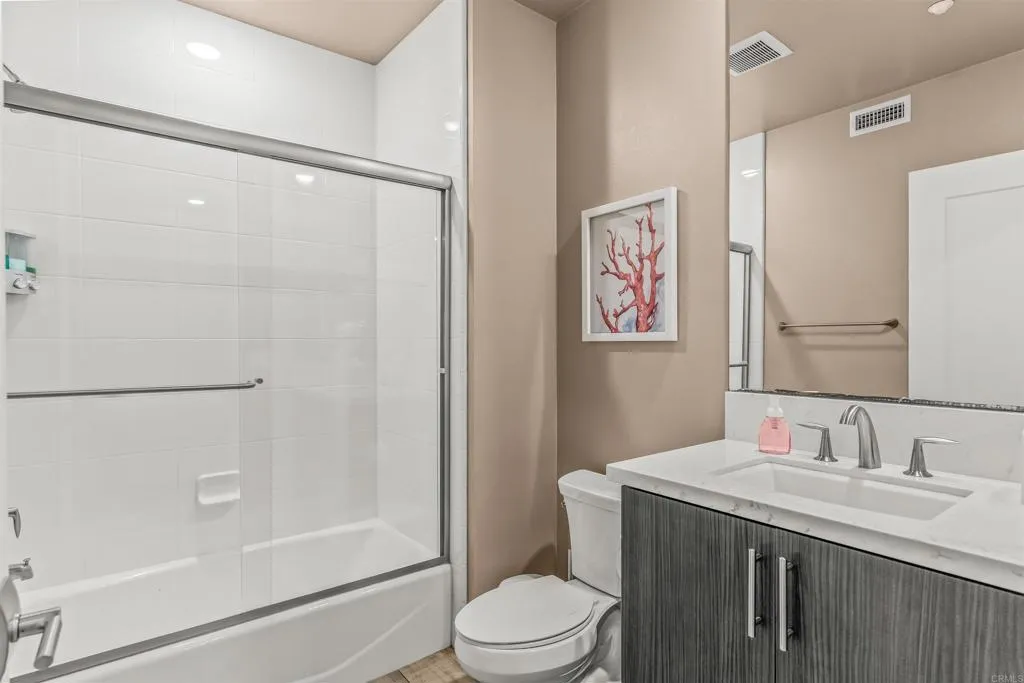 700 S The Strand Unit 102