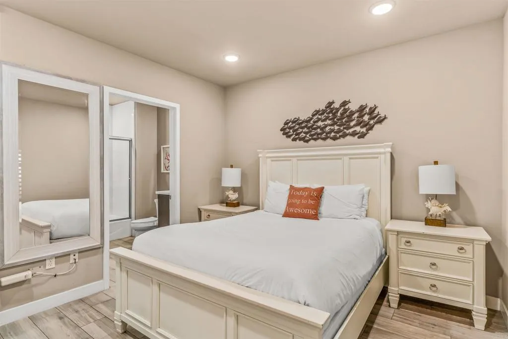 700 S The Strand Unit 102