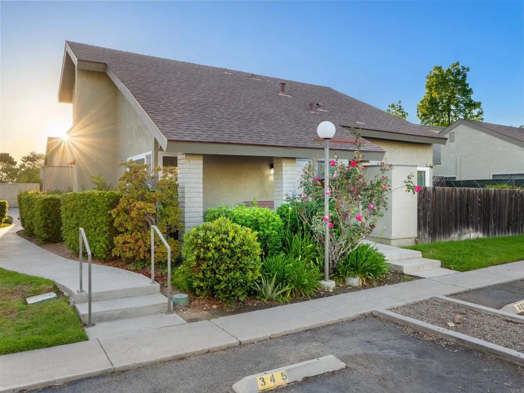 5226 Marigot Place