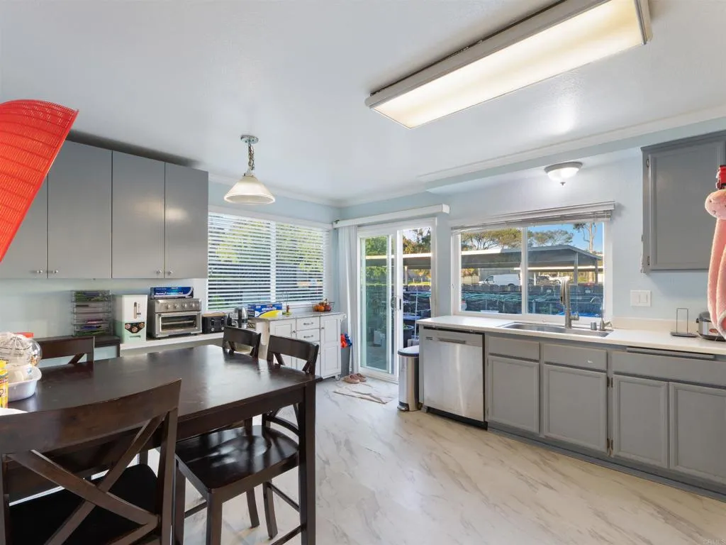 5226 Marigot Place