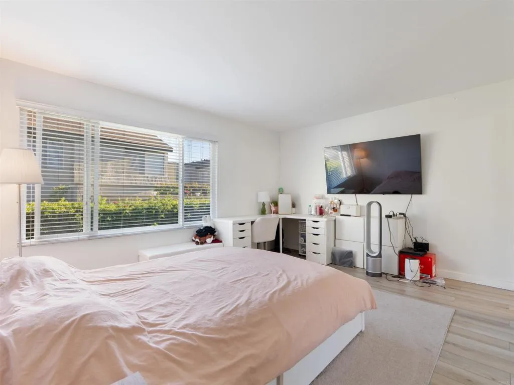 5226 Marigot Place
