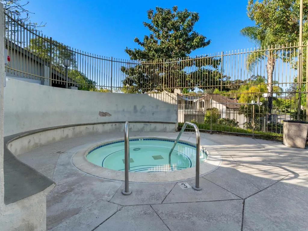 5226 Marigot Place