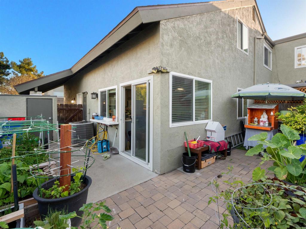 5226 Marigot Place