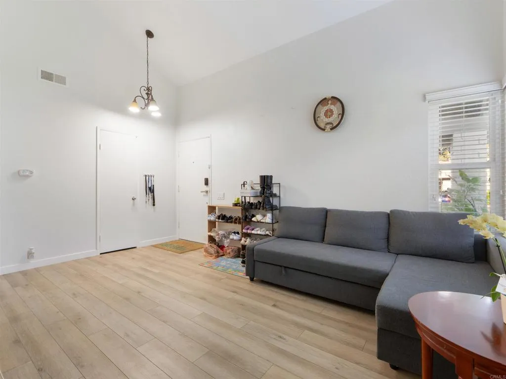 5226 Marigot Place