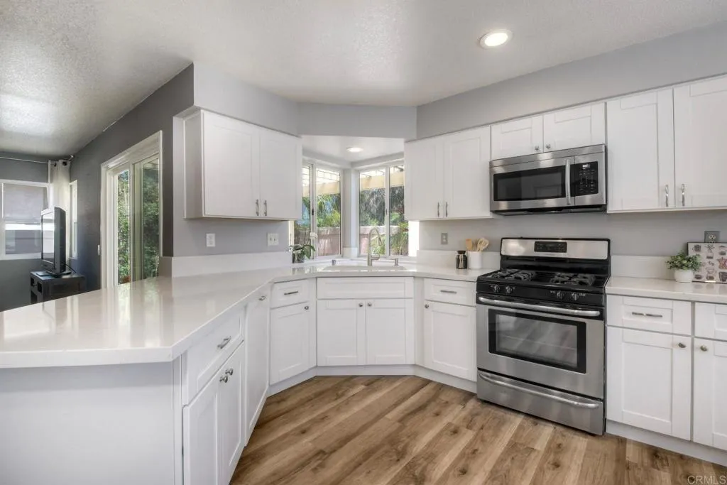 2116 Wedgewood Drive