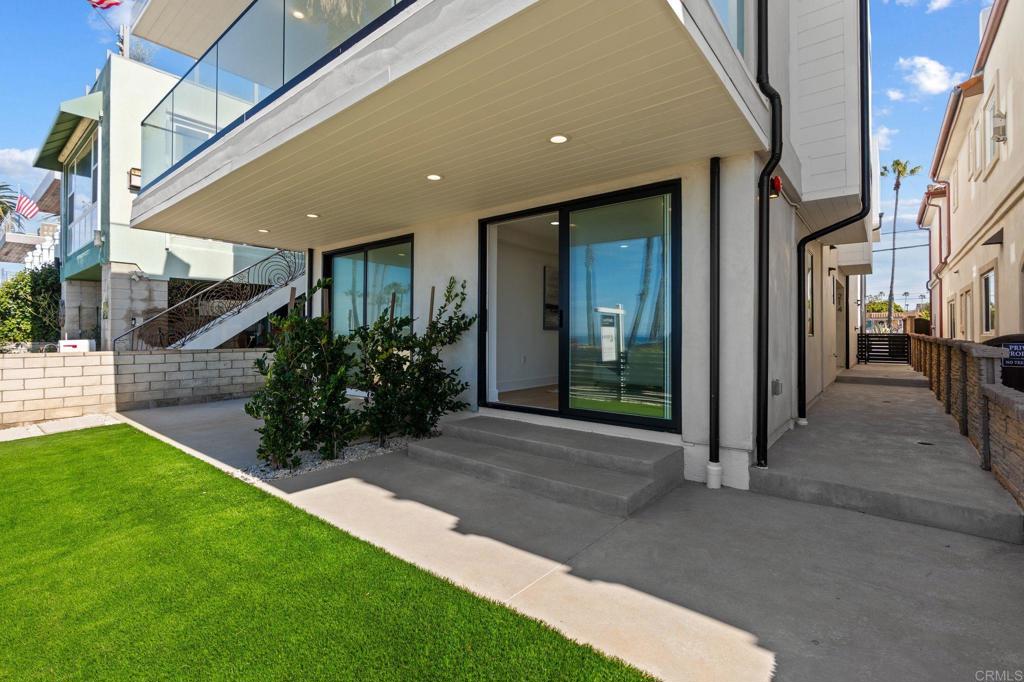 212 214 S Pacific Street