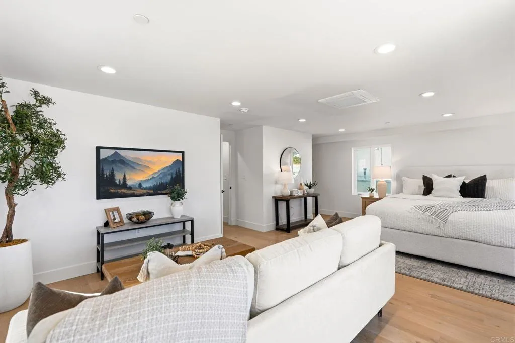 212 S Pacific Street