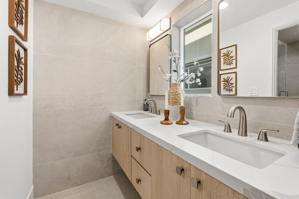 212 S Pacific Street