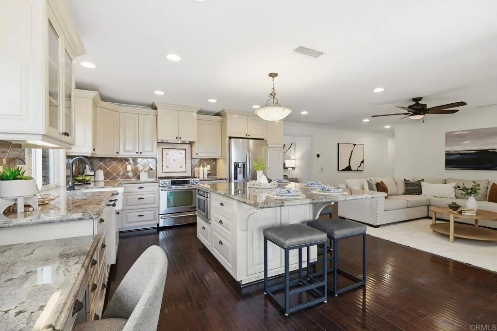 3989 Syme Drive