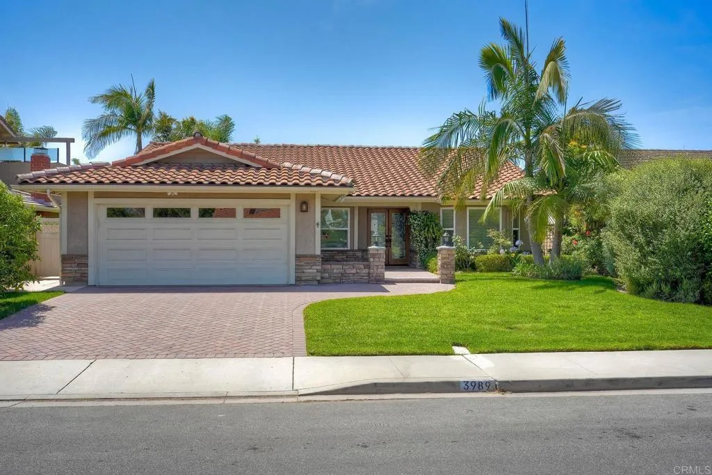 3989 Syme Drive