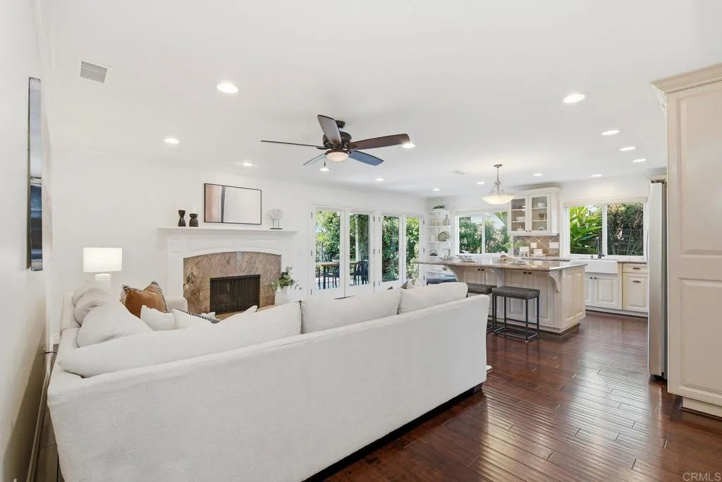 3989 Syme Drive
