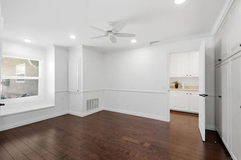 3989 Syme Drive
