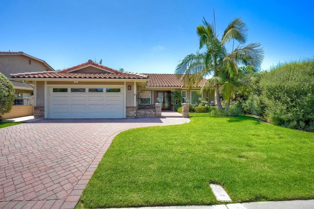 3989 Syme Drive