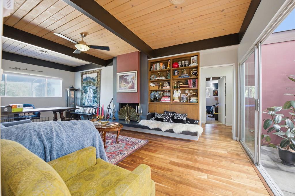 2106 Vista Grande Drive