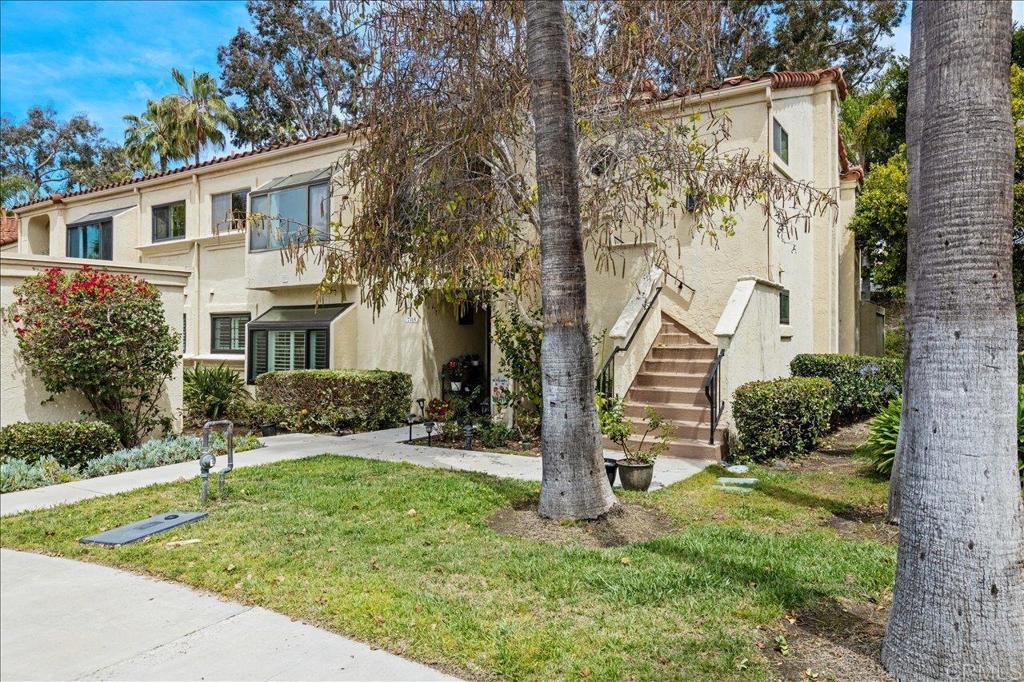 7319 Calle De Fuentes