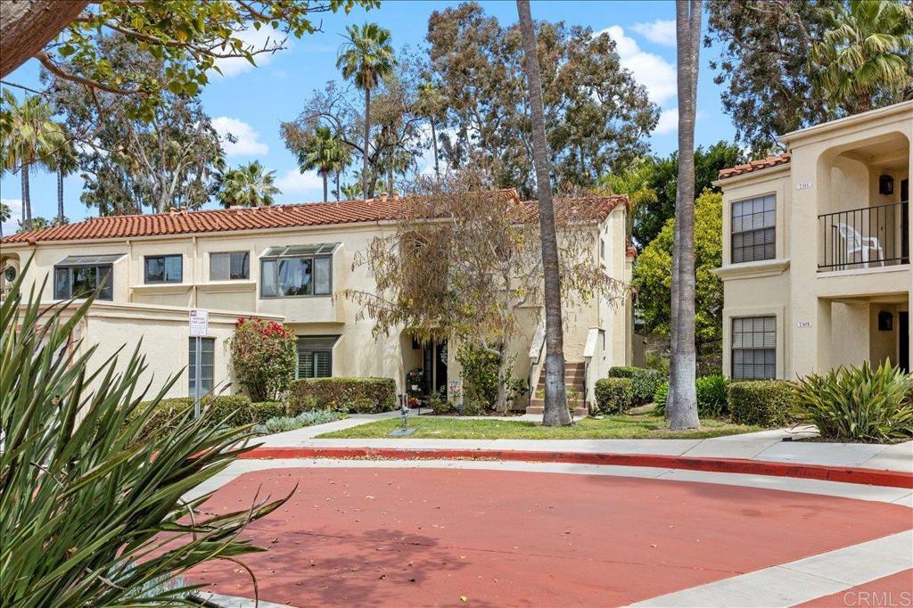 7319 Calle De Fuentes