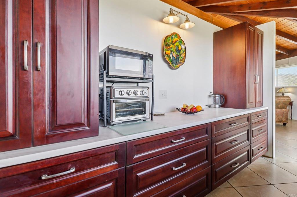 2068 Camino Culebra
