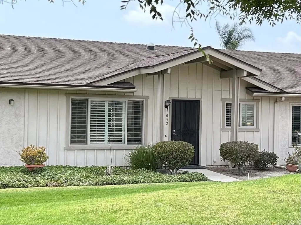 1052 Plover Way