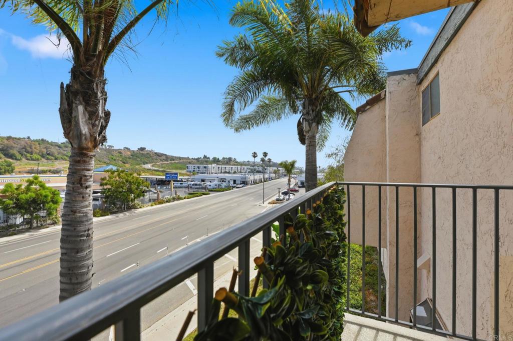 2118 Oceanside BLVD