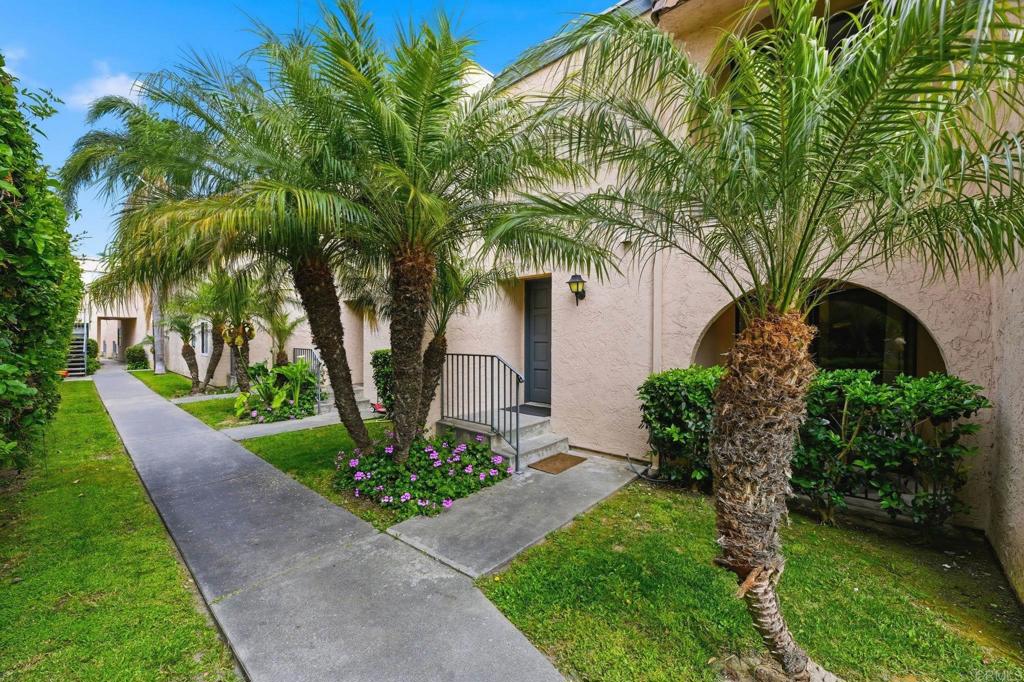 2118 Oceanside BLVD