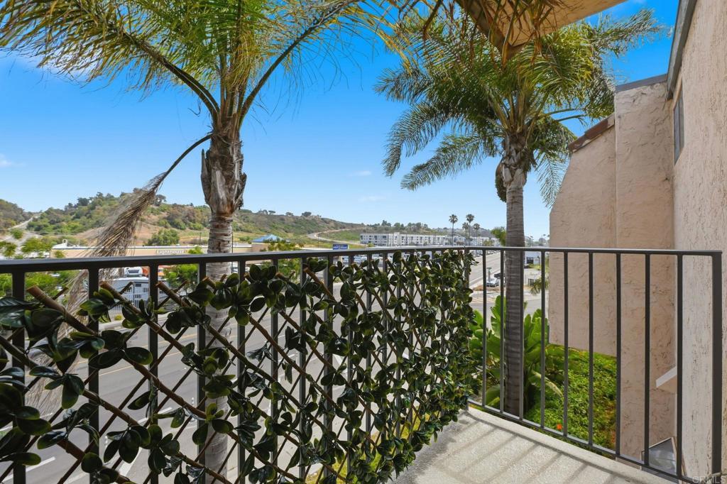 2118 Oceanside BLVD