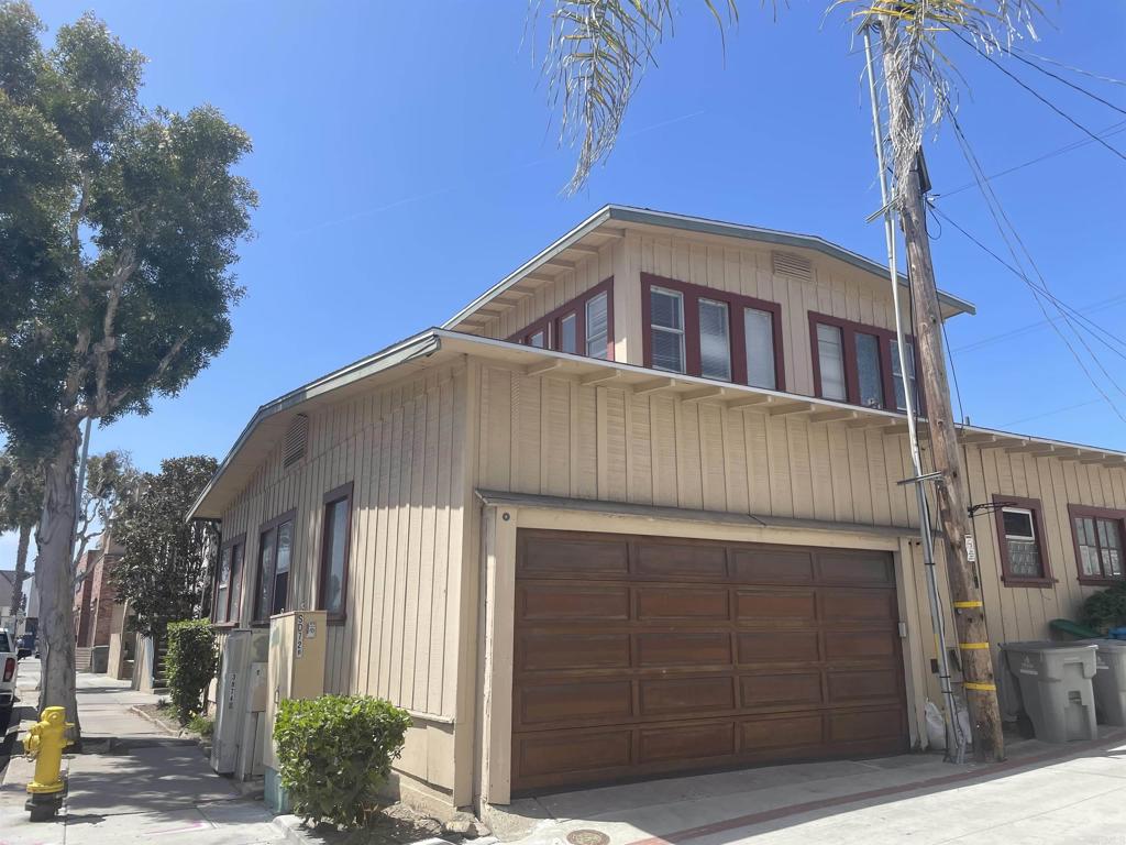 728 Toulon Court