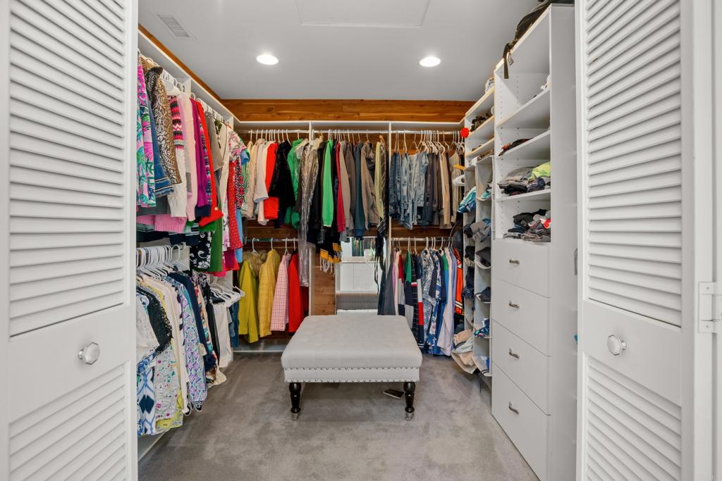 3533 Calle Gavanzo