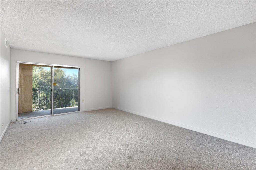 31318 Club Vista Ln